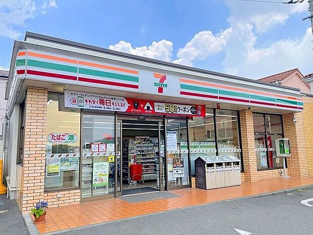 セブンイレブン横浜美しが丘西3丁目店 徒歩6分。 430m