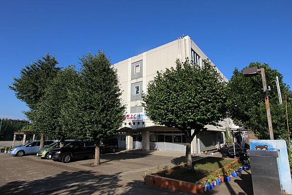 川崎市立宮崎小学校 徒歩6分。 430m
