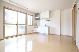 ルピナス 2階1LDKのリビング/ダイニング