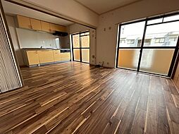 ハイコーポYASUDA V 2階3LDKのリビング/ダイニング