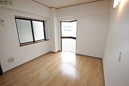 エステート上天満 5階1Kのリビング/ダイニング