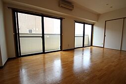 プレイス十日市 9階1DKのリビング/ダイニング