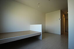 エストレビータII 2階ワンルームのリビング/ダイニング