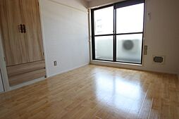 中田ビル三篠 6階1DKのリビング/ダイニング