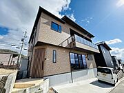  築1年5ヶ月 2階建の賃貸物件