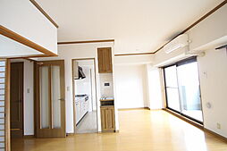 シーブリーズ東原壱番館 8階3LDKのリビング/ダイニング