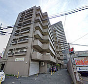 横川駅より徒歩4分 築42年7ヶ月 9階建の賃貸物件