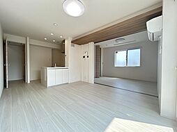 camphoraI 3階1LDKのリビング/ダイニング