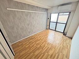 ダイヤレジデンス五日市 5階1Kのリビング/ダイニング