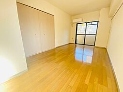 アベニュー牛田新町 2階1DKのリビング/ダイニング