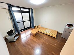 レオパレス城南田村 1階1Kのリビング/ダイニング