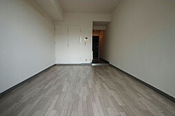 リーガルフォーラム 4階ワンルームのリビング/ダイニング