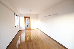 プレリジェール山手 1階1Kのリビング/ダイニング