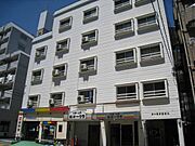 広島駅より徒歩8分 4階 築51年2ヶ月の賃貸物件