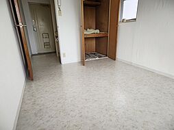 レジェンド舟入幸町 4階1Kのリビング/ダイニング