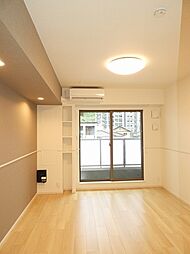 レイル　ヤード　中山　II 3階1Kのリビング/ダイニング