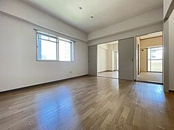 エム・ケイビル 5階3DKのリビング/ダイニング