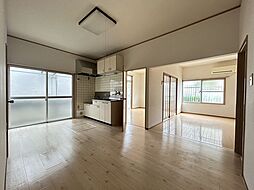 ハイツ須川 1階1LDKのリビング/ダイニング