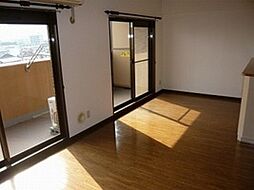 ダイアパレスパークサイド川内 5階3LDKのリビング/ダイニング