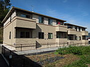  築11年8ヶ月 2階建の賃貸物件