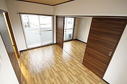 アイランドビル15 3階2DKのリビング/ダイニング