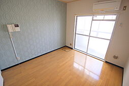 ホワイトパレス長束 3階1Kのリビング/ダイニング