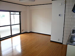 大橋マンション 4階1LDKのリビング/ダイニング