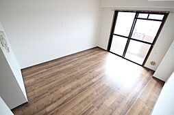 シャルマン財官III 4階1Kのリビング/ダイニング