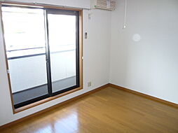 プリムベール 1階1Kのリビング/ダイニング