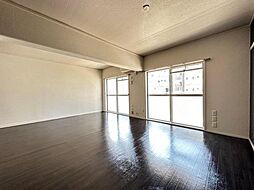 Ｋ’ｓ　Ｂ　ＫＡＩＲＯＥＮ　Ｂ棟 3階2LDKのリビング/ダイニング