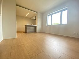 ラフィーネ高須 2階1LDKのリビング/ダイニング