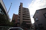 楽々園駅より徒歩6分 9階 築26年2ヶ月の賃貸物件