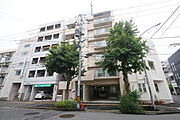 日赤病院前駅より徒歩9分 築32年7ヶ月 6階建の賃貸物件