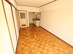 マンションサカエ 3階2LDKのリビング/ダイニング