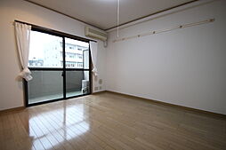 ソレイユ白島 5階1Kのリビング/ダイニング