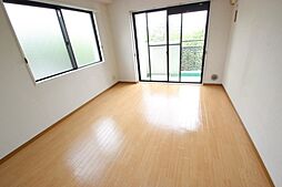 サンリバー新宅 4階1Kのリビング/ダイニング