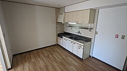 ピアパレス高須 4階4LDKのリビング/ダイニング