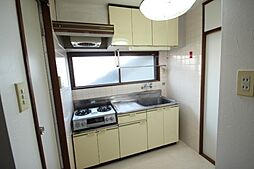 平成ビル 3階1Kの室内