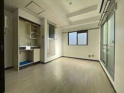 ジューヌボア 408 4階ワンルームのリビング/ダイニング