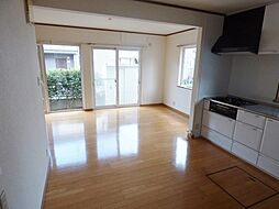 ソレイユ新見 2階3LDKのリビング/ダイニング