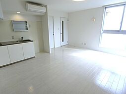 ＣＡＳＡ　ＡＵＲＯＲＡ 3階ワンルームのリビング/ダイニング