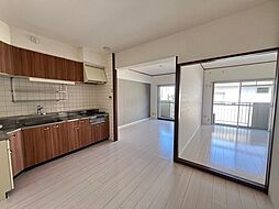 平田マンション 2階2LDKのリビング/ダイニング