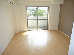 サンライズビューあんしん 3階1Kのリビング/ダイニング