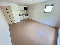 カーサ　エン 1階1LDKのリビング/ダイニング