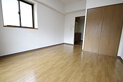 フラーリッシュ岡本 2階1Kのリビング/ダイニング