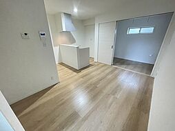 シンビ高須駅前I 2階1LDKのリビング/ダイニング