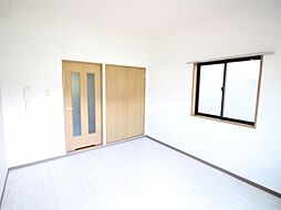 アヴニール祇園 102 1階1Kのリビング/ダイニング