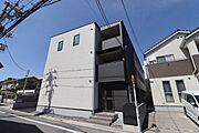 高須駅より徒歩8分 築3年7ヶ月 3階建の賃貸物件