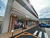コンビニ「セブンイレブン広島山本4丁目店まで282ｍ」