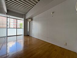 アーバンルーム本川 2階ワンルームのリビング/ダイニング